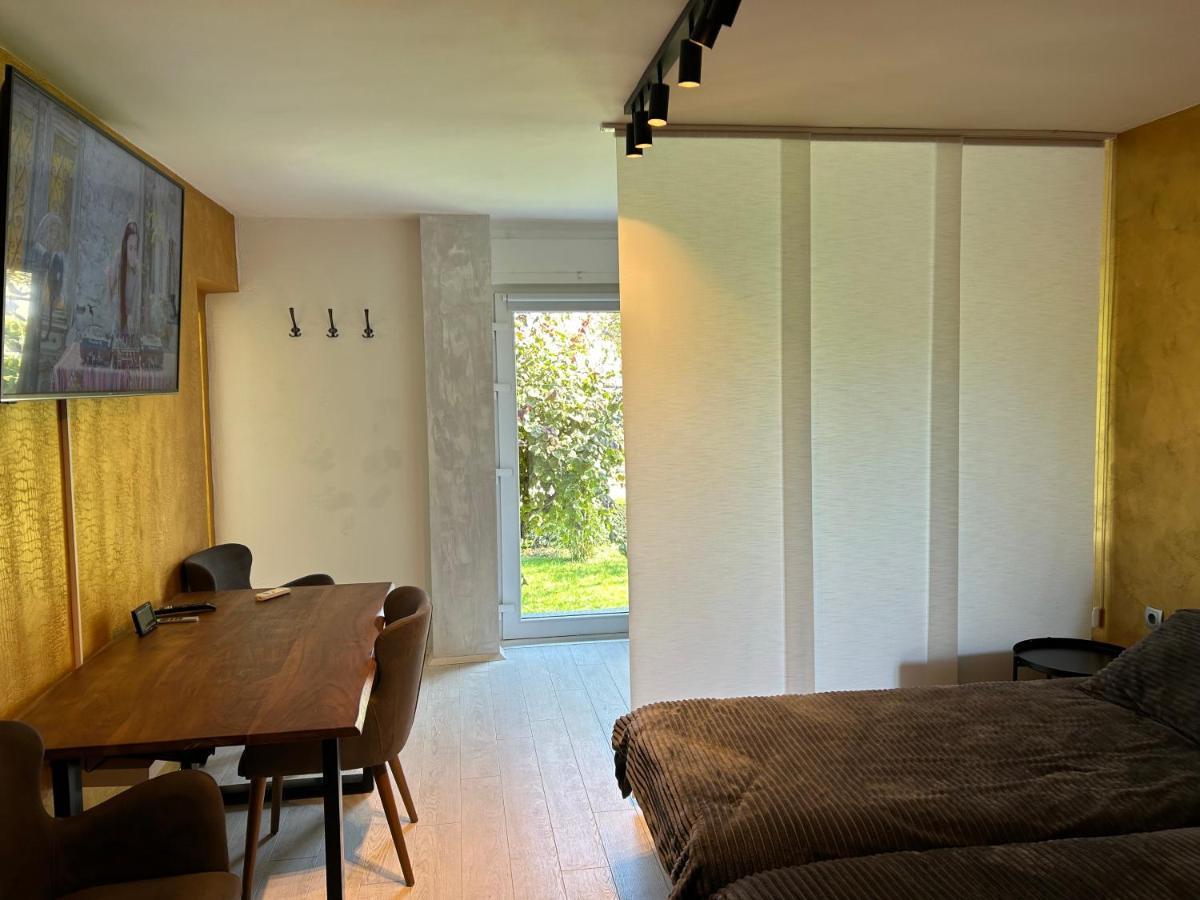 Apartment Gal Novo Mesto Ngoại thất bức ảnh