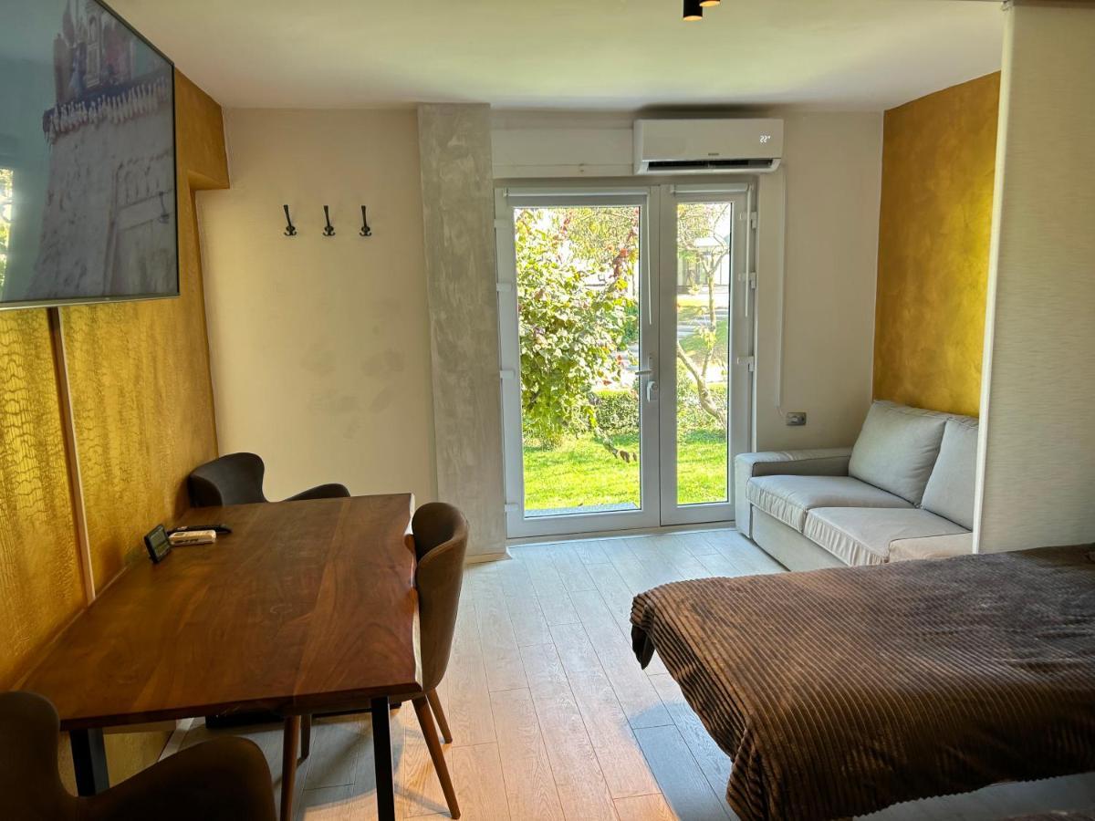 Apartment Gal Novo Mesto Ngoại thất bức ảnh