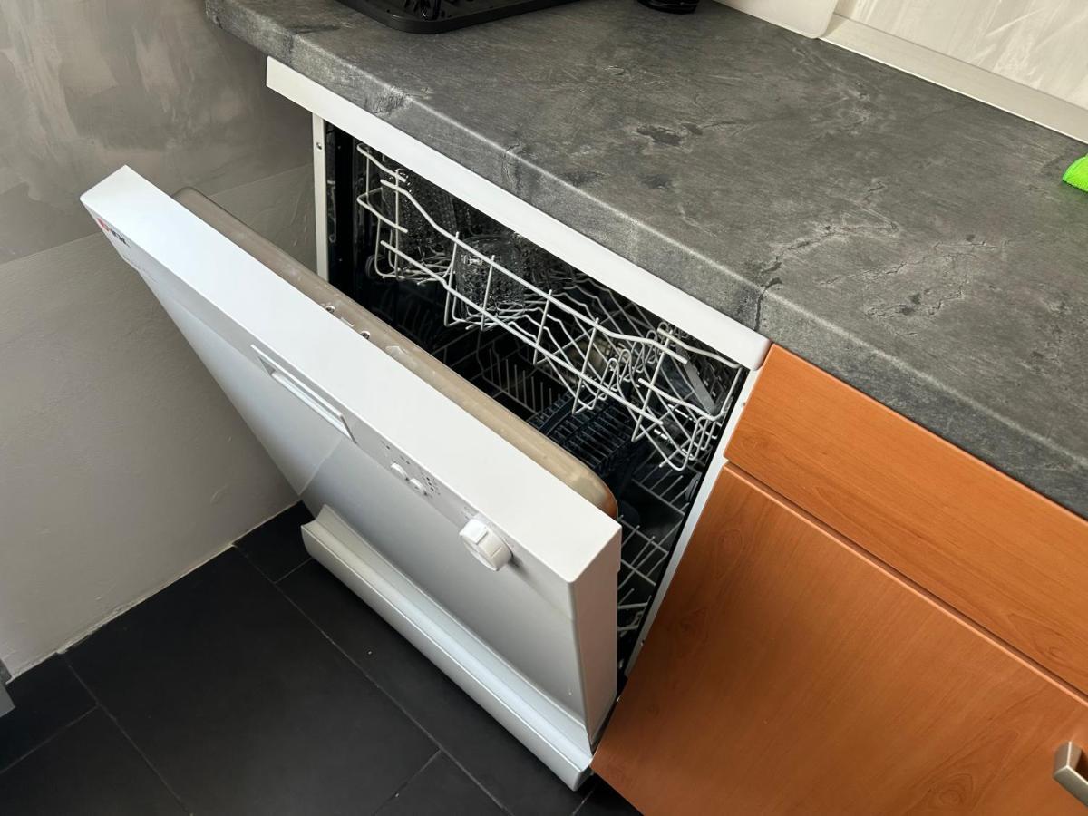 Apartment Gal Novo Mesto Ngoại thất bức ảnh
