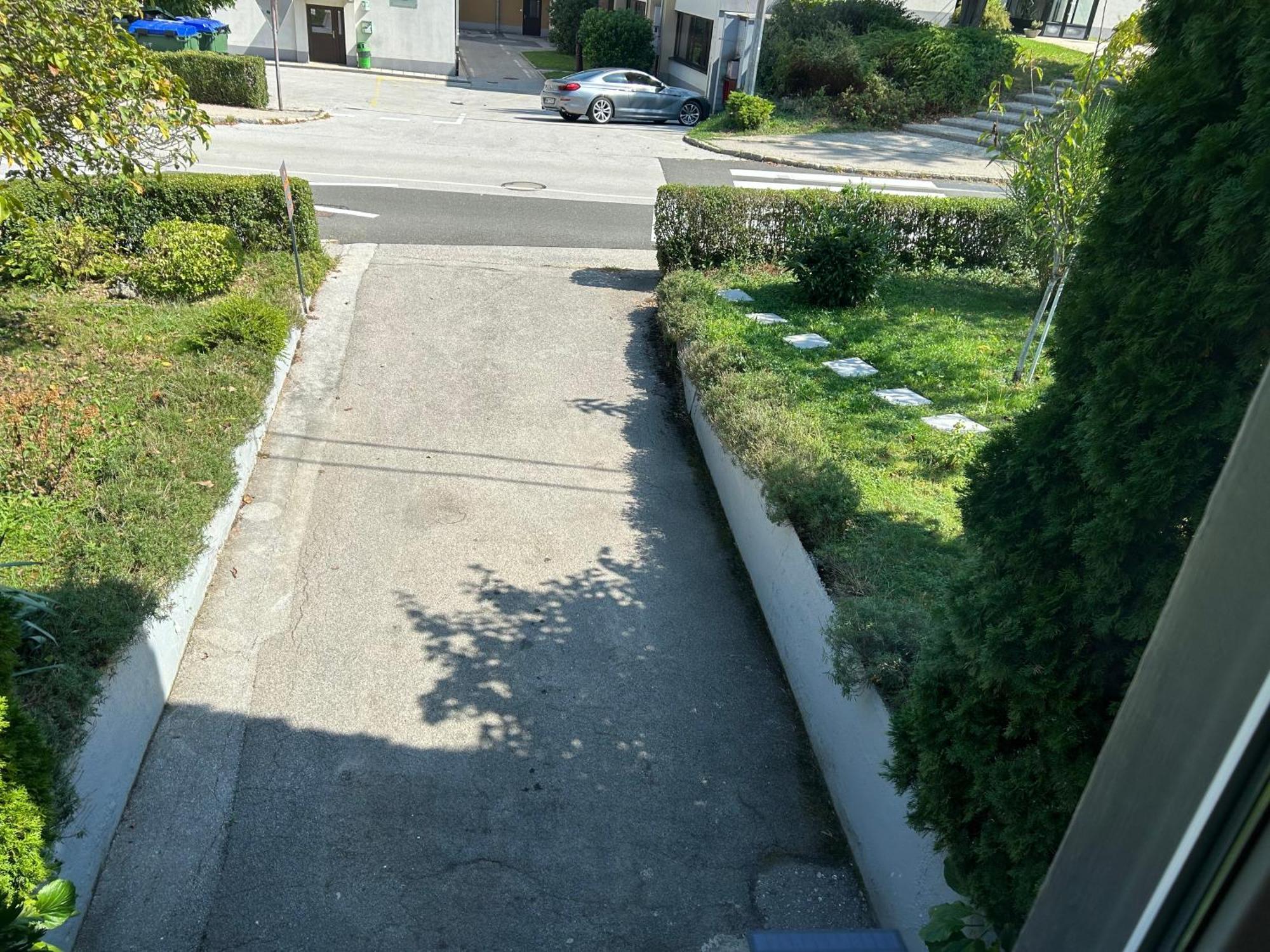 Apartment Gal Novo Mesto Ngoại thất bức ảnh